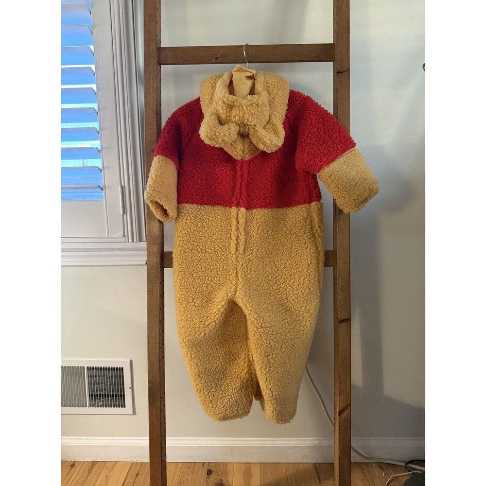NWT Vintage Disney Store Winnie The Pooh Costume Baby 2-4T Halloween Bear Suit - Picture 2 of 6